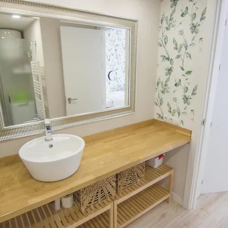 Rentalsevilla Menendez Pelayo Apartament Sewilla