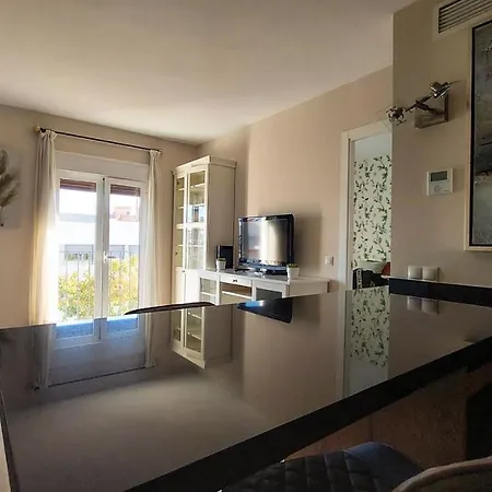 Rentalsevilla Menendez Pelayo * Севилья